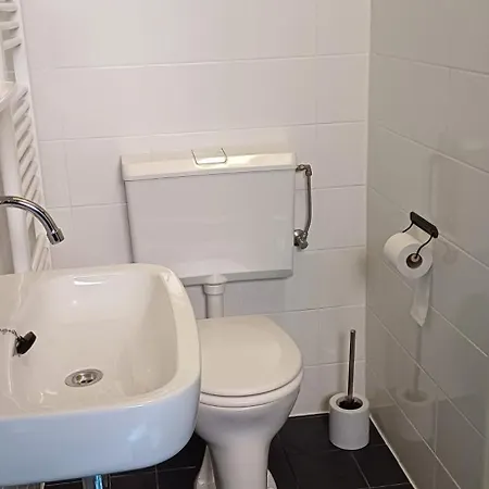 De Snoeperij 住宿加早餐酒店 Dirksland